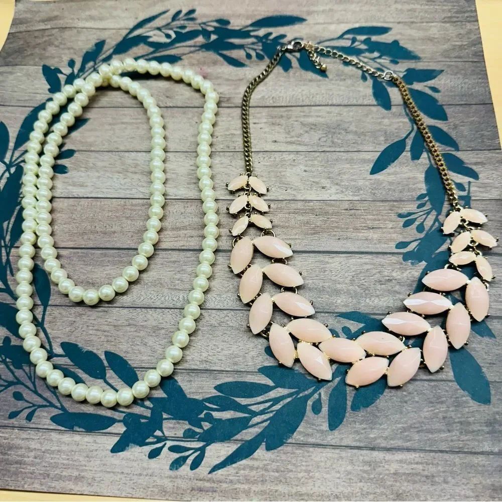 Pastel Necklace Bundle Pearls And Light Pink B3